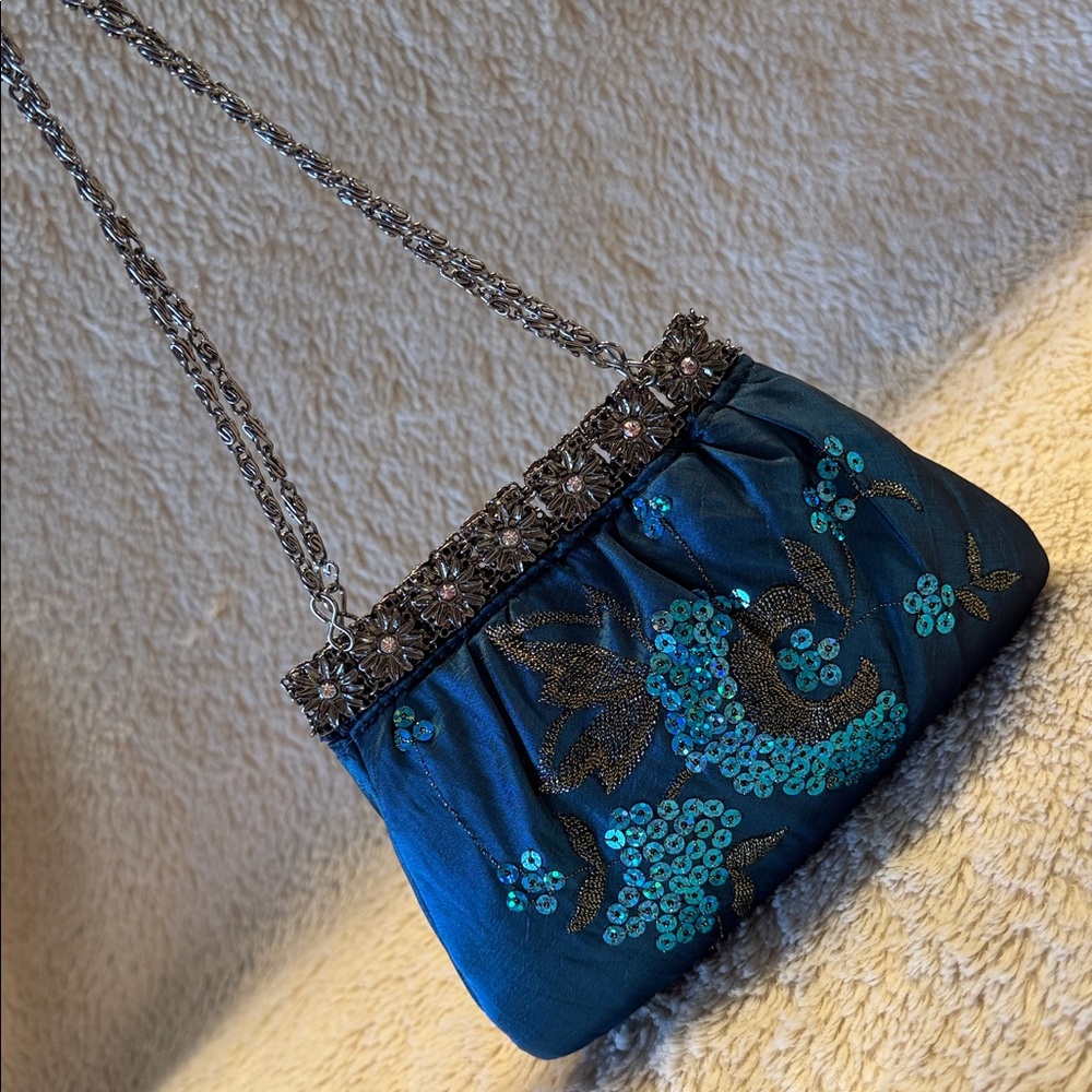 ERMO Vintage Sequin Clutch Bag - Picture 6 of 16